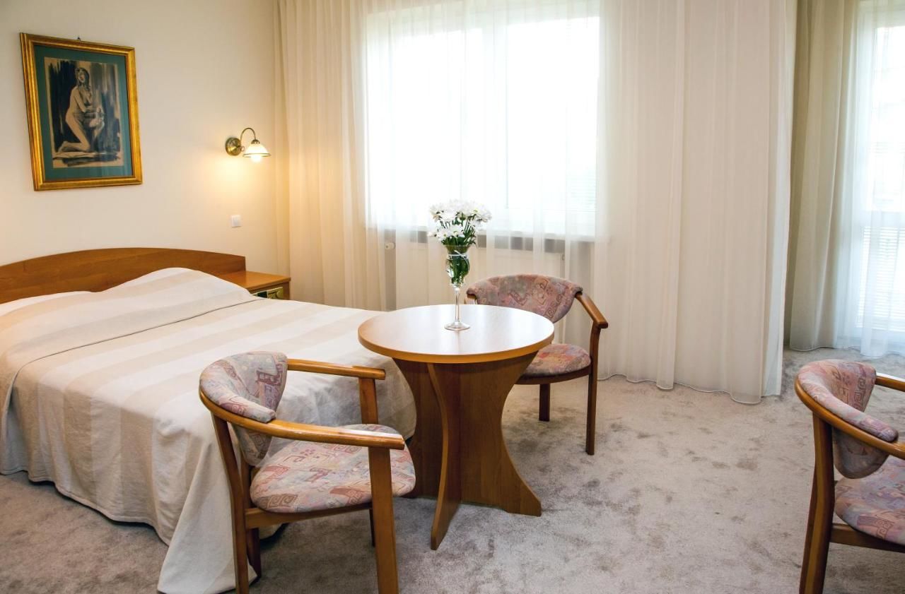 Отель Hotel Alexandra Победзиска