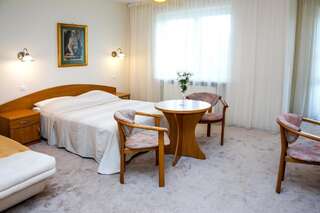 Отель Hotel Alexandra Победзиска-2